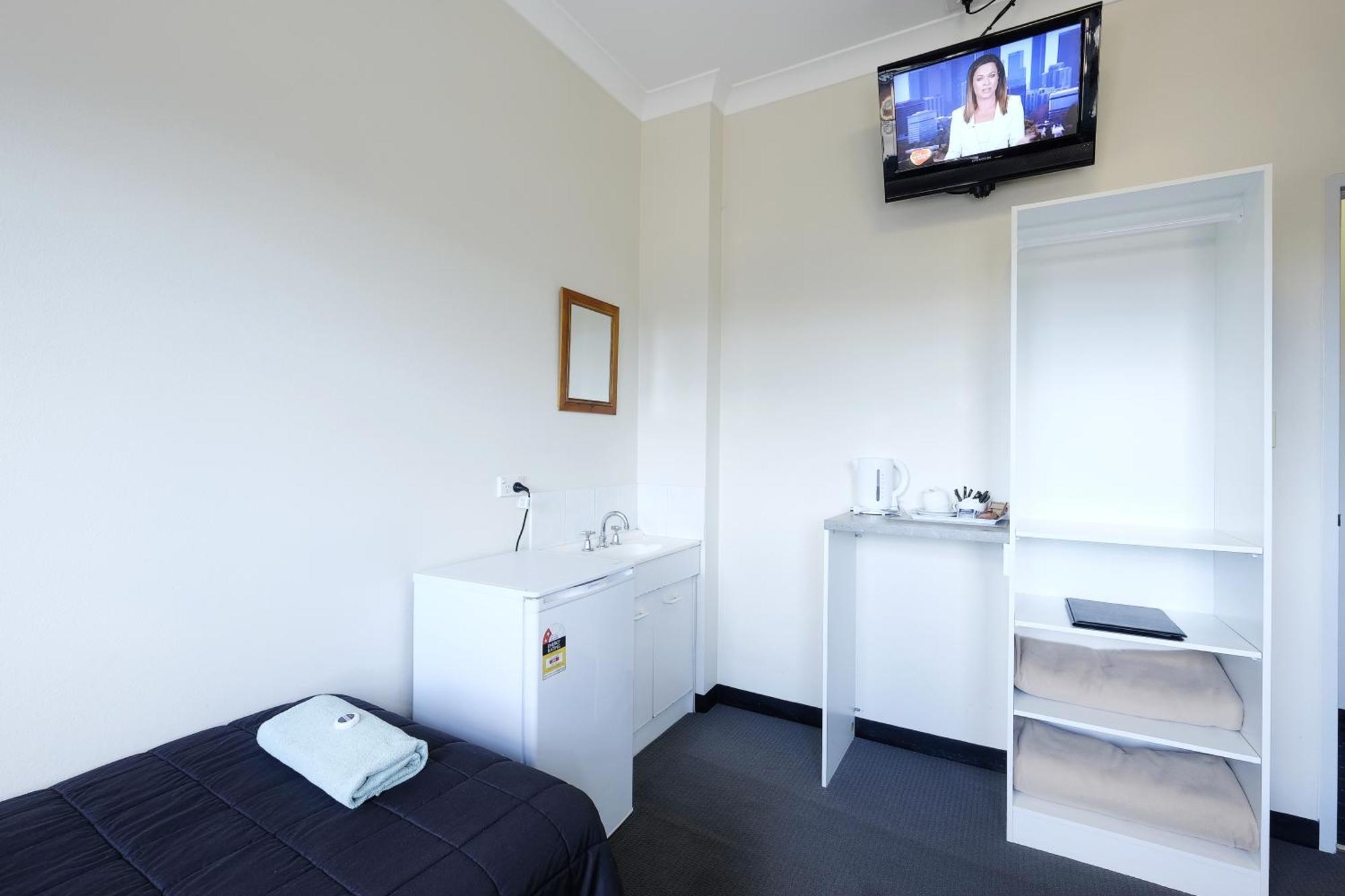 Bayview Hotel Woy Woy Room photo